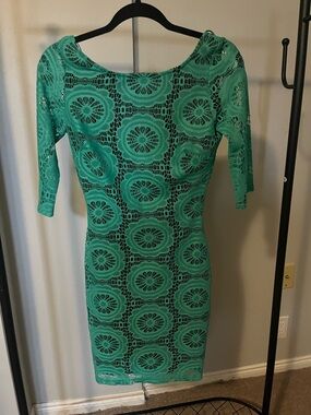 Backless Lace Sheath Dress with Three-Quarter Sleeves